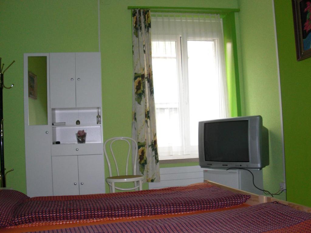 Back-Packer Federnhut Hostel Schaffhausen Room photo